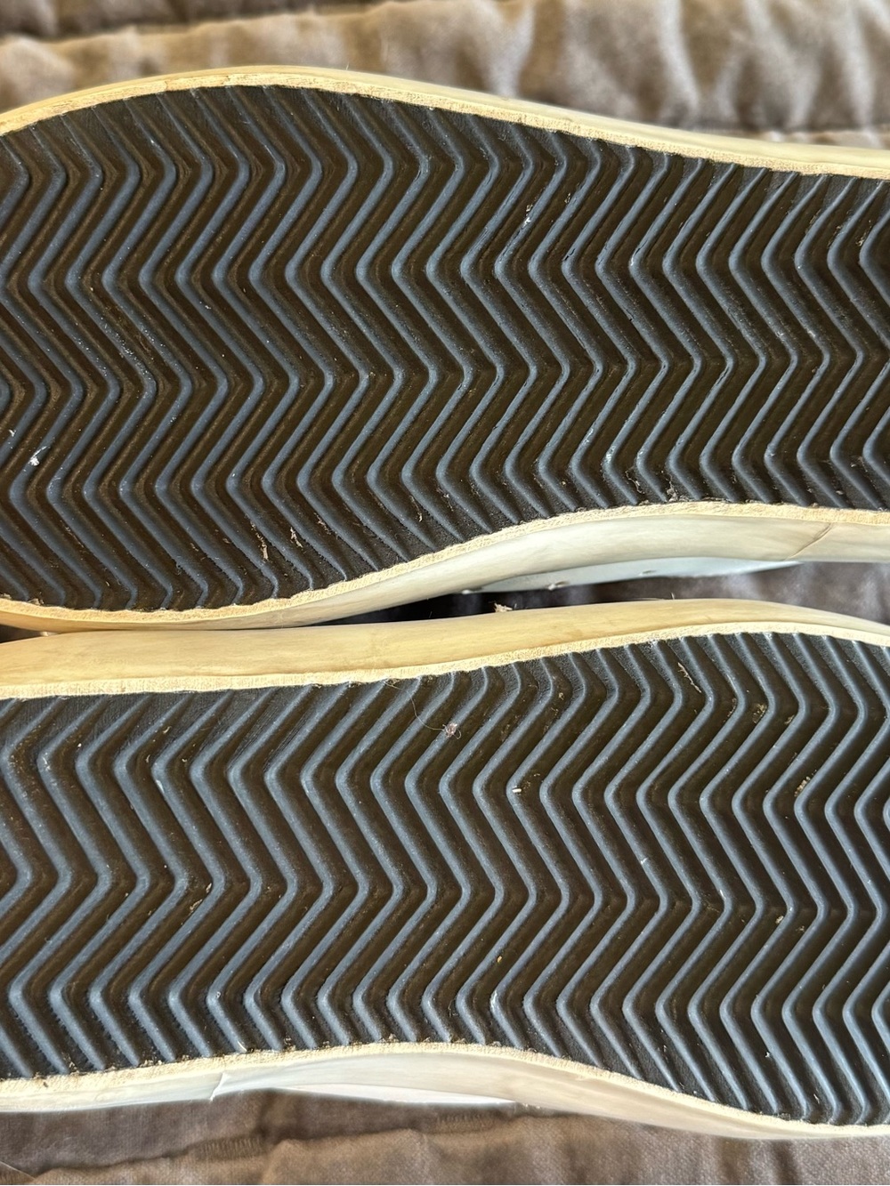 Golden Goose Superstar Sneakers with Black/White Pony Hair Zebra Star - Like New - Picture 5 of 7